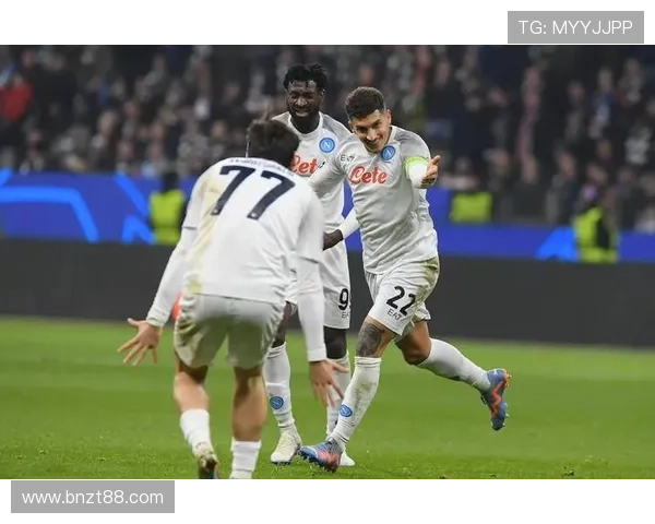 那不勒斯新赛季展望:面临挑战与辉煌续写的前景分析