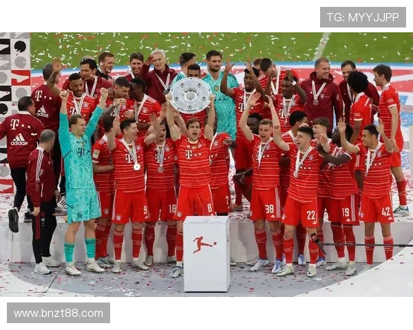 足球明星近期表现稳健，竞技状态持续提升