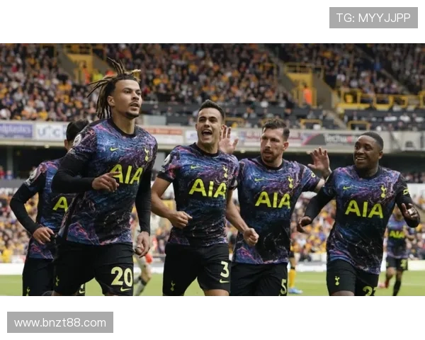 孙兴慜无球跑动与反越位撕裂防线的顶级跑位解析