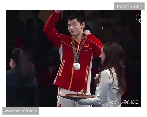 张继科家里竟然开派对，场面比比赛还疯狂，谁敢想象他私下是这么个性格？